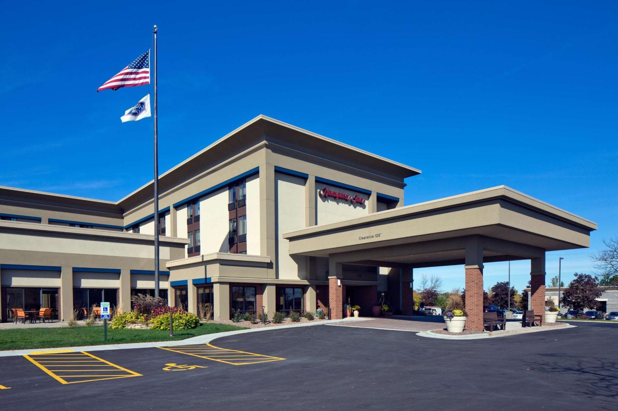 Hampton Inn Milwaukee Brookfield Exteriér fotografie